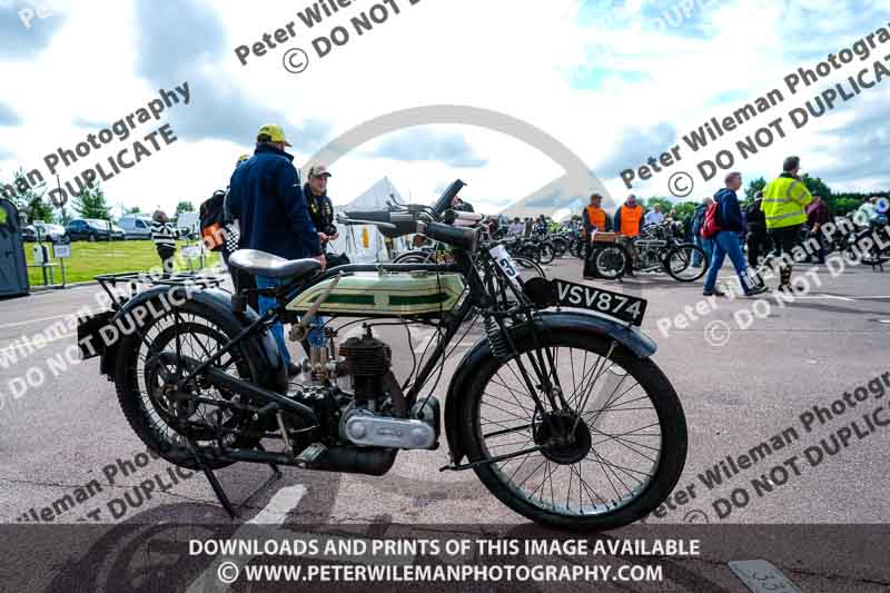 Vintage motorcycle club;eventdigitalimages;no limits trackdays;peter wileman photography;vintage motocycles;vmcc banbury run photographs